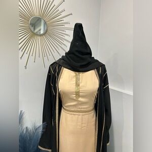 Dubai Abaya